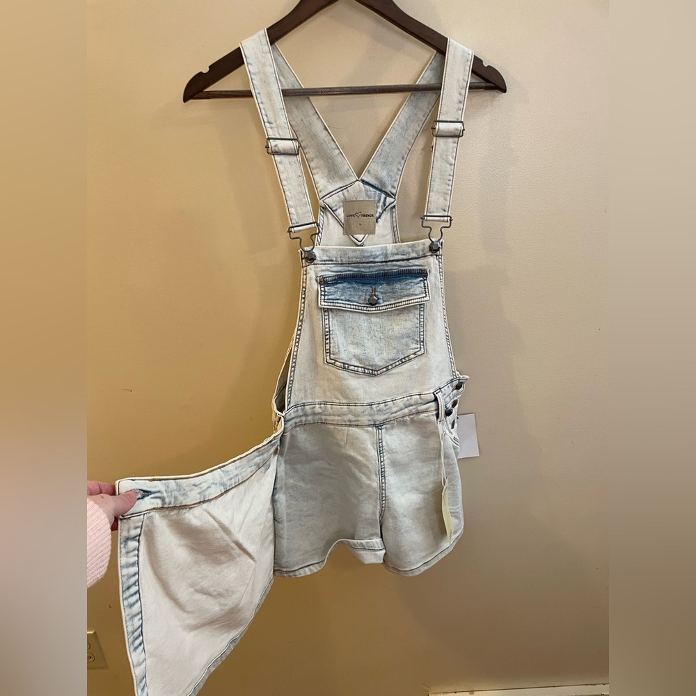 Love Tree Light Wash Denim Skort Gardengirl Overalls - Picture 4 of 6